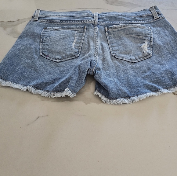 JEAN SHORTS - Picture 2 of 3